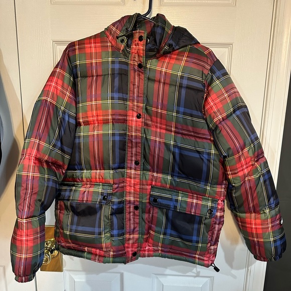Women’s Obey Plaid Tartan Puffer Coat Medium - Picture 2 of 8